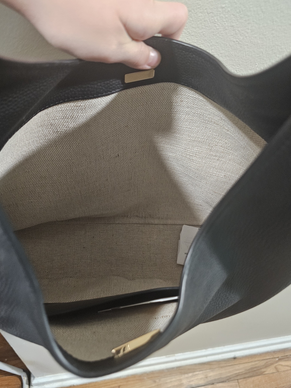 0Black Leather Michael Kors Hobo Bag - Classic Everyday Shoulder Tote - Picture 5 of 5